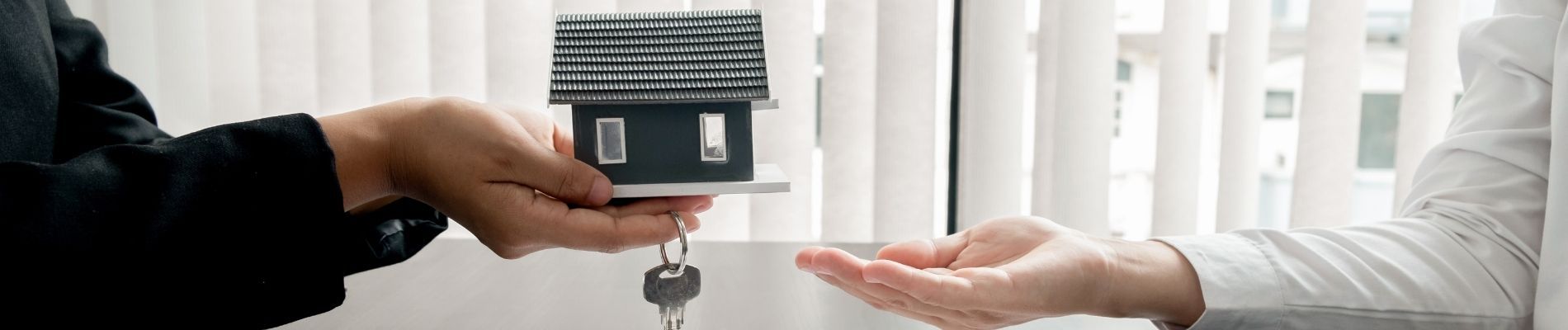 Le ofrecemos la mejor oferta inmobiliaria de Manises. ATHIKA INTERMEDIACIÓN INMOBILIARIA S.L en Manises Le ofrecemos la mejor oferta inmobiliaria de Manises. ATHIKA INTERMEDIACIÓN INMOBILIARIA S.L en Manises